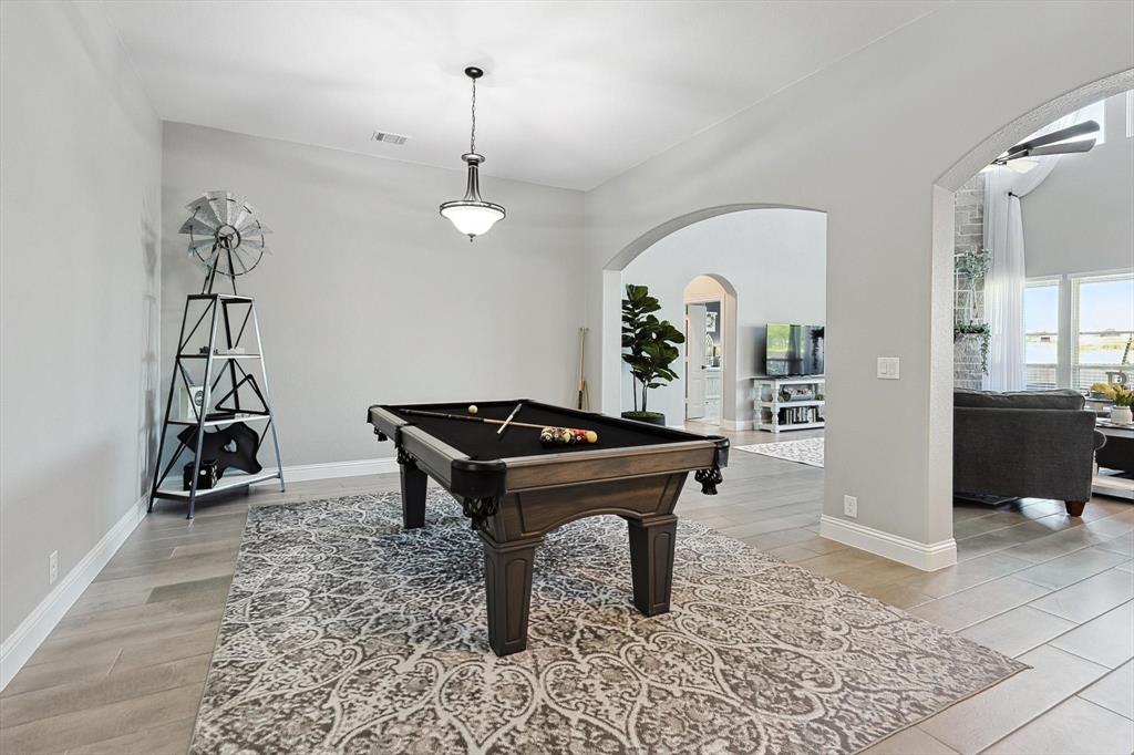 Midlothian, Texas, 76065, United States, 4 Bedrooms Bedrooms, ,3 BathroomsBathrooms,Residential,For Sale,1979860