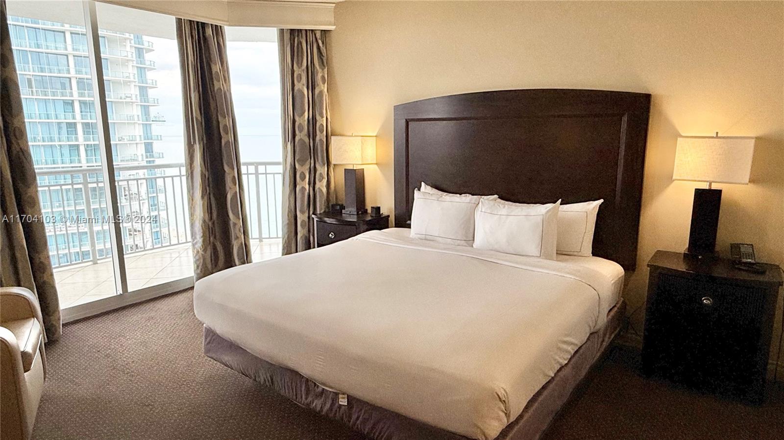 Sunny Isles Beach, Florida, 33160, United States, 1 Bedroom Bedrooms, ,1 BathroomBathrooms,Residential,For Sale,1761868
