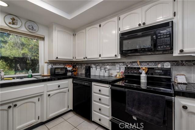 Canyon Lake, California, 92587, United States, 3 Bedrooms Bedrooms, ,2 BathroomsBathrooms,Residential,For Sale,1949810