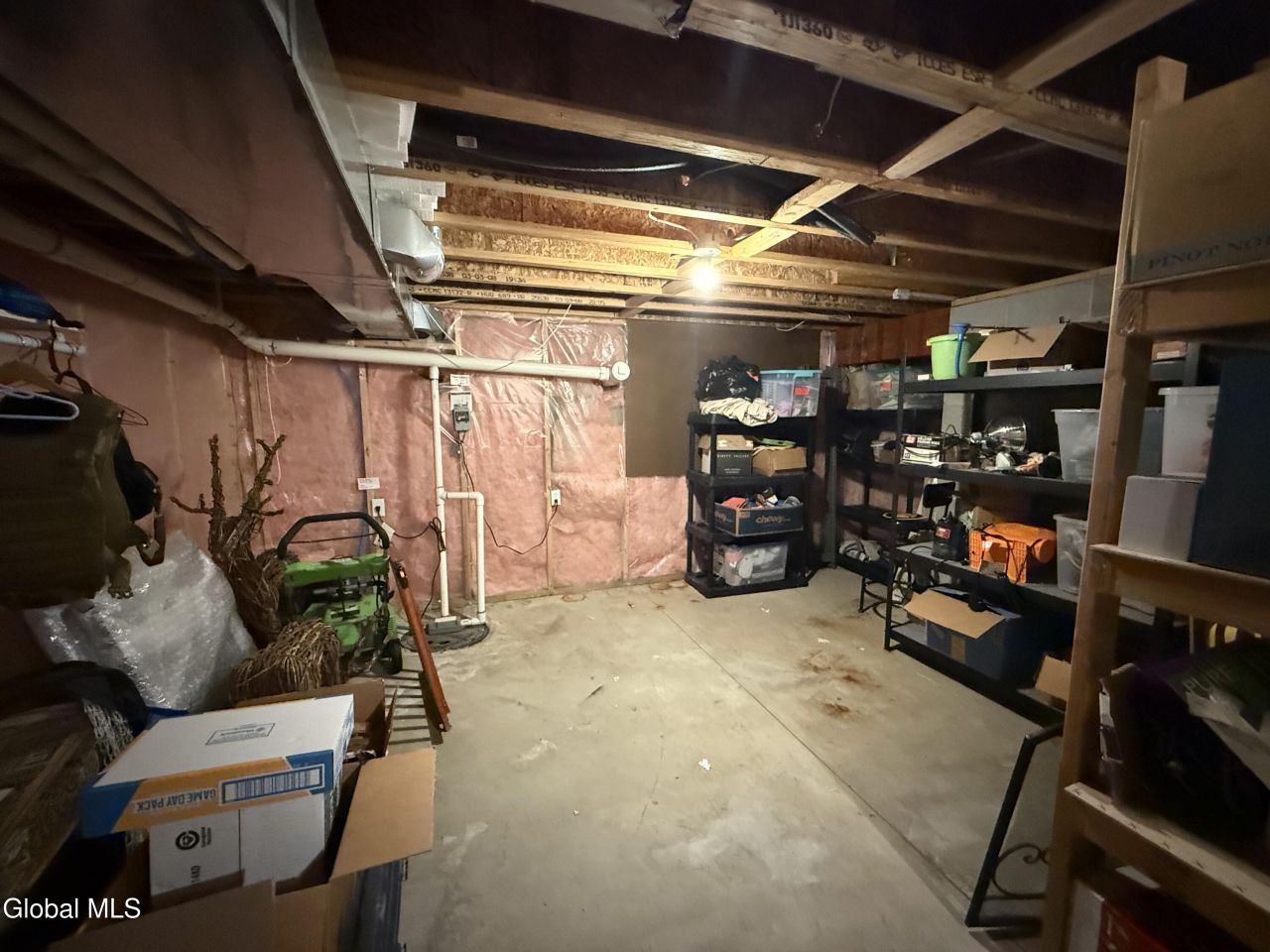 Queensbury, New York, 12804, United States, 4 Bedrooms Bedrooms, ,4 BathroomsBathrooms,Residential,For Sale,1908920