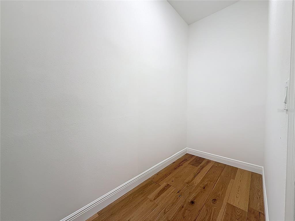 St Petersburg, Florida, 33701, United States, 2 Bedrooms Bedrooms, ,2 BathroomsBathrooms,Residential,For Sale,1889931
