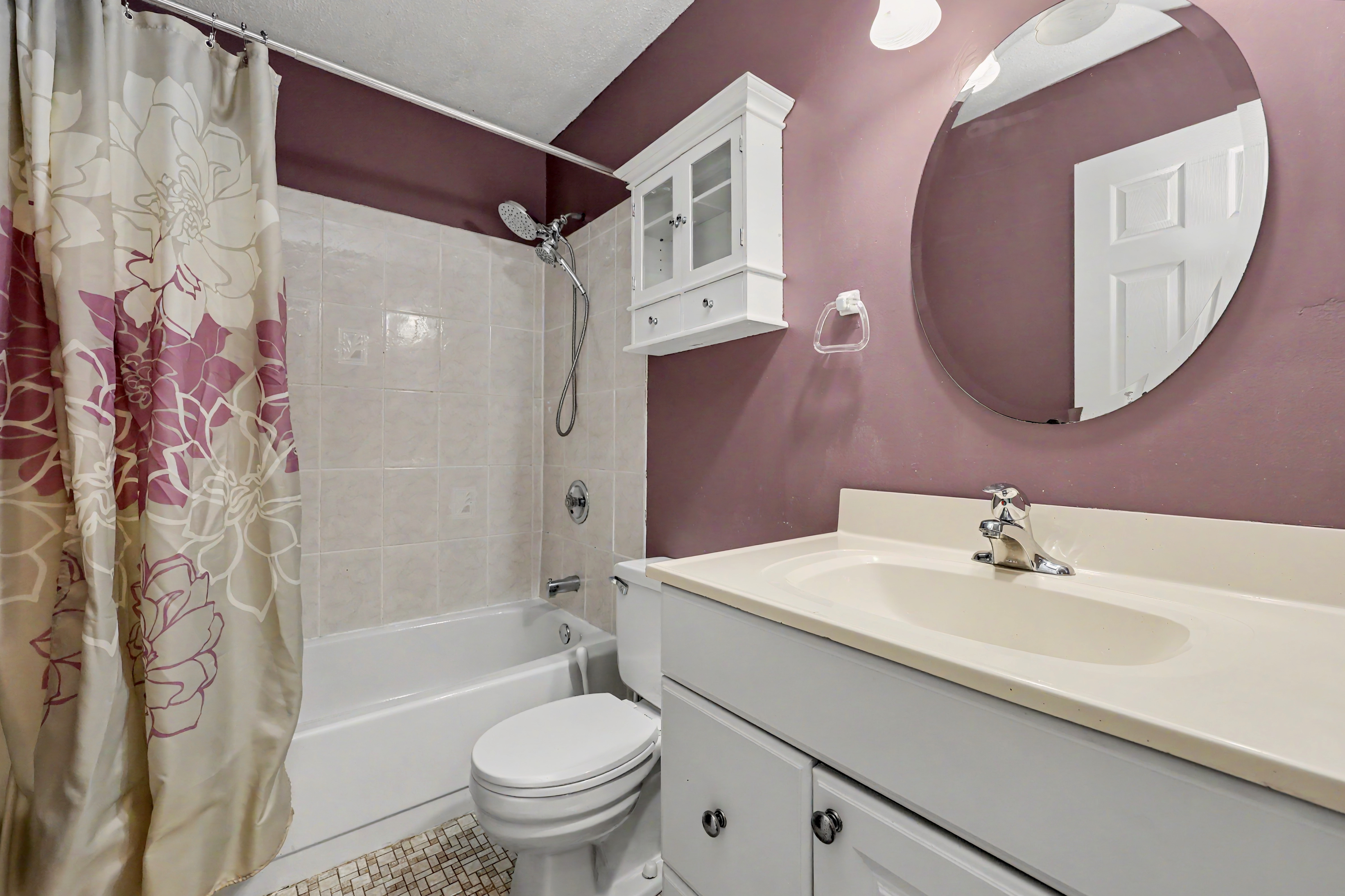  Spacious Two Bedroom Townhouse in Norwalk - 物件實景