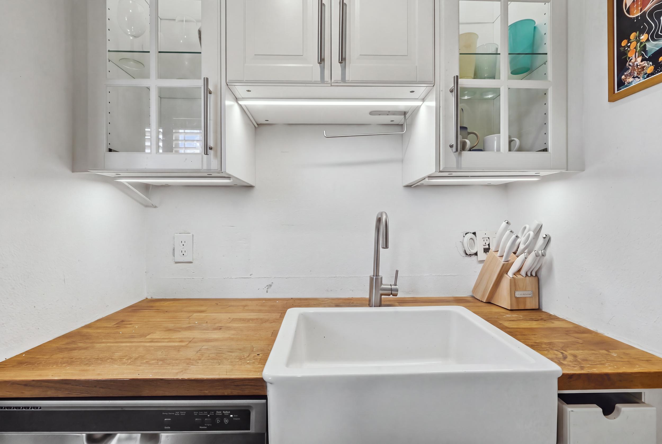  2651 Van Buren Place, Los Angeles, CA 90007 - 物件實景