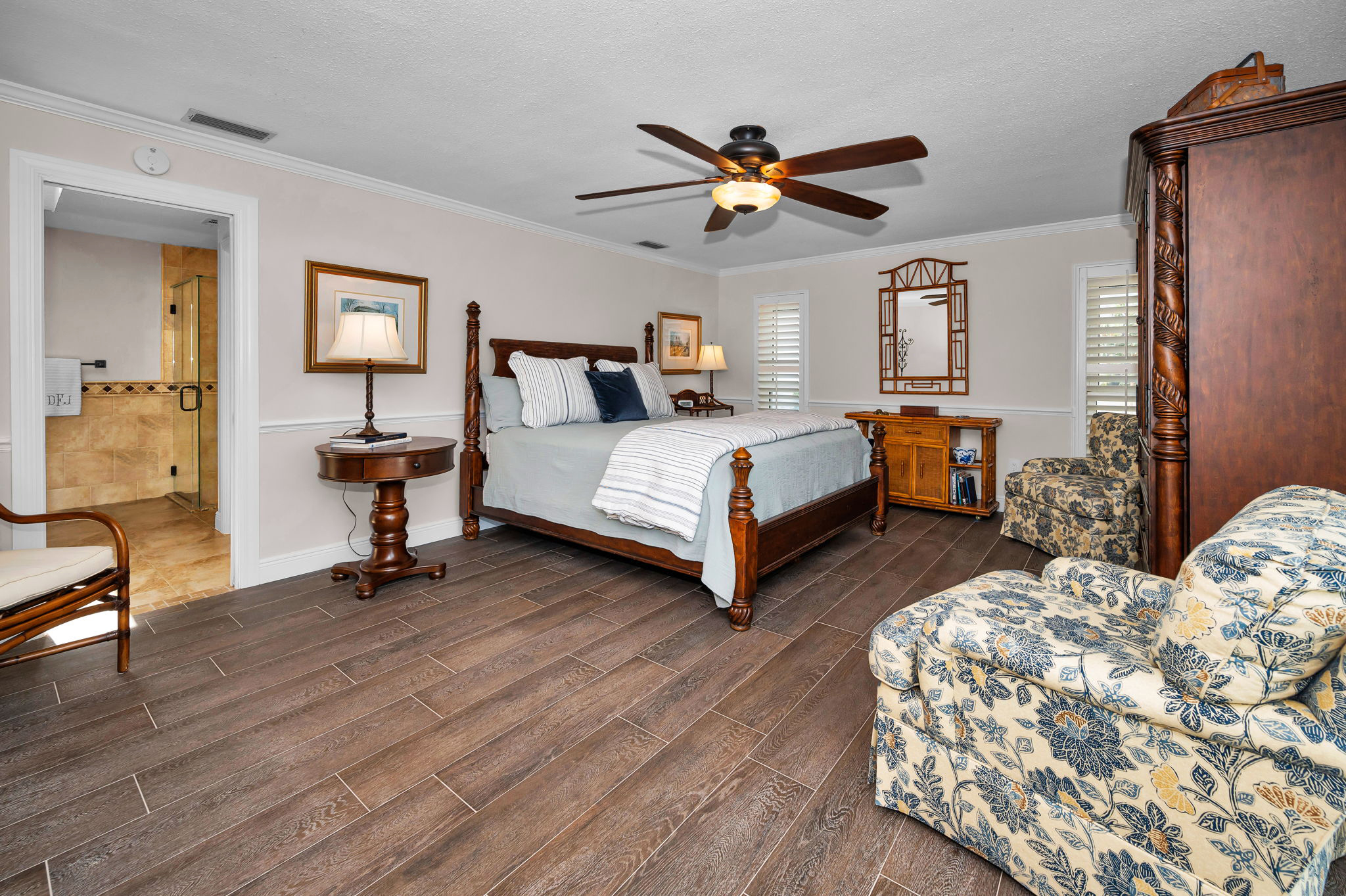 St Petersburg, Florida, 33703, United States, 4 Bedrooms Bedrooms, ,3 BathroomsBathrooms,Residential,For Sale,1978536