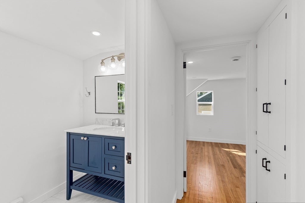 Plymouth, Massachusetts, 02360, United States, 4 Bedrooms Bedrooms, ,4 BathroomsBathrooms,Residential,For Sale,1981887