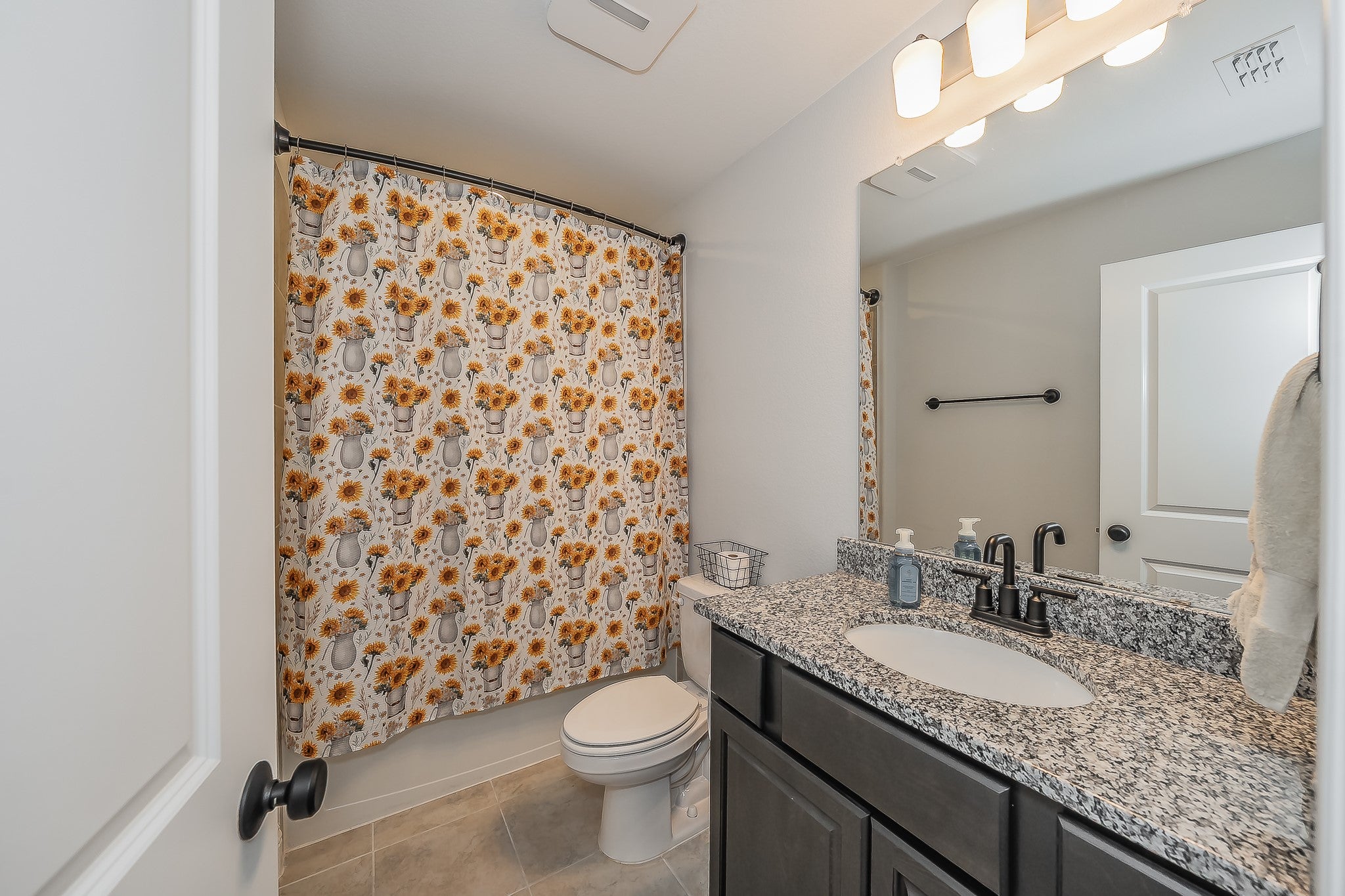 Celina, Texas, 75009, United States, 4 Bedrooms Bedrooms, ,4 BathroomsBathrooms,Residential,For Sale,2021817