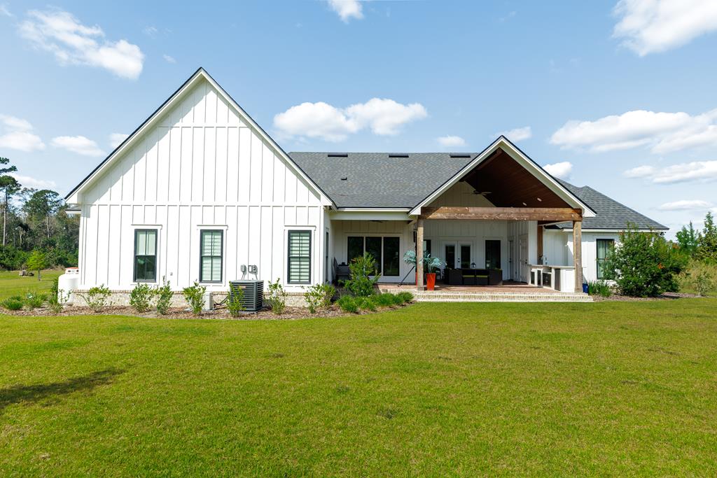 Valdosta, Georgia, 31601, United States, 4 Bedrooms Bedrooms, ,5 BathroomsBathrooms,Residential,For Sale,1991156