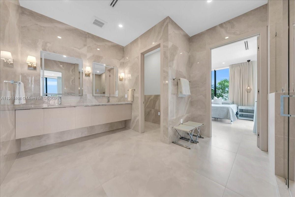 Marco Island, Florida, 34145, United States, 4 Bedrooms Bedrooms, ,5 BathroomsBathrooms,Residential,For Sale,1995875