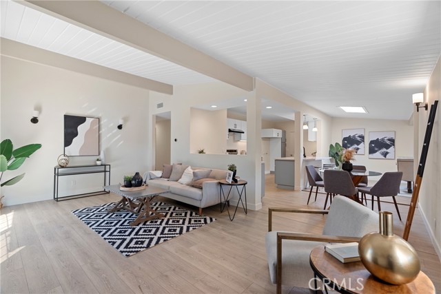 Fullerton, California, 92831, United States, 3 Bedrooms Bedrooms, ,2 BathroomsBathrooms,Residential,For Sale,1975217