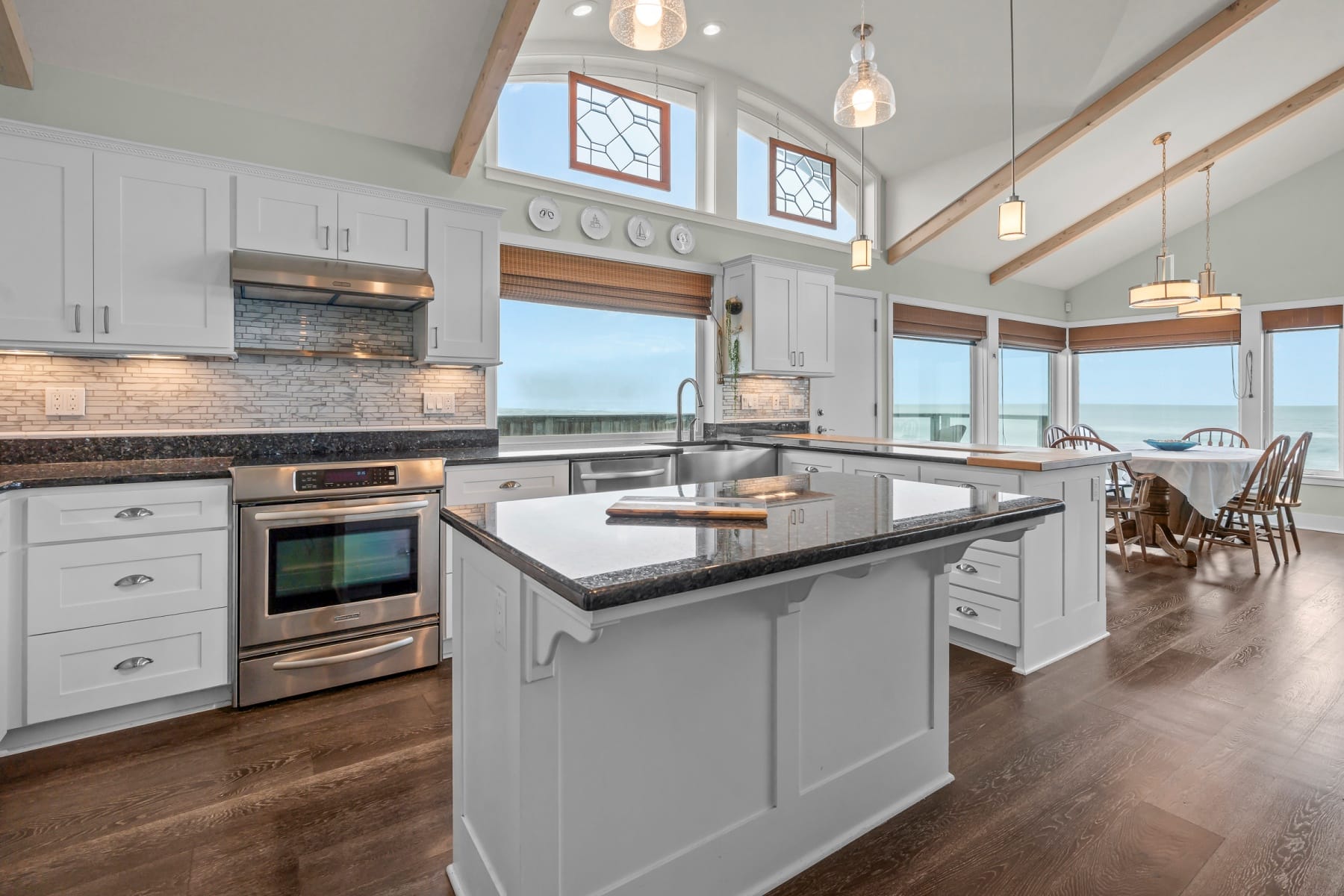 1068 NW 6TH CT Lincoln City, OR 97367 - 物件實景