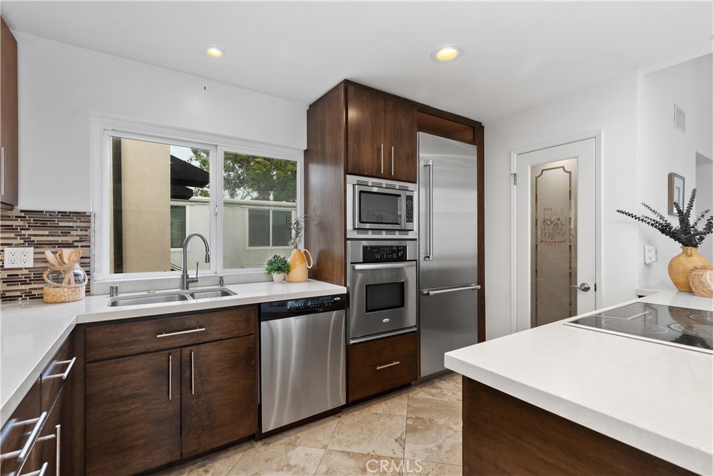Seal Beach, California, 90740, United States, 3 Bedrooms Bedrooms, ,3 BathroomsBathrooms,Residential,For Sale,1846978