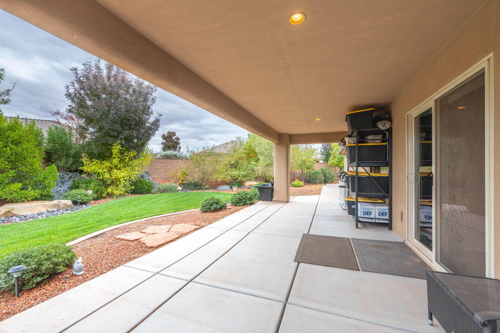 Washington, Utah, 84780, United States, 3 Bedrooms Bedrooms, ,4 BathroomsBathrooms,Residential,For Sale,1995130