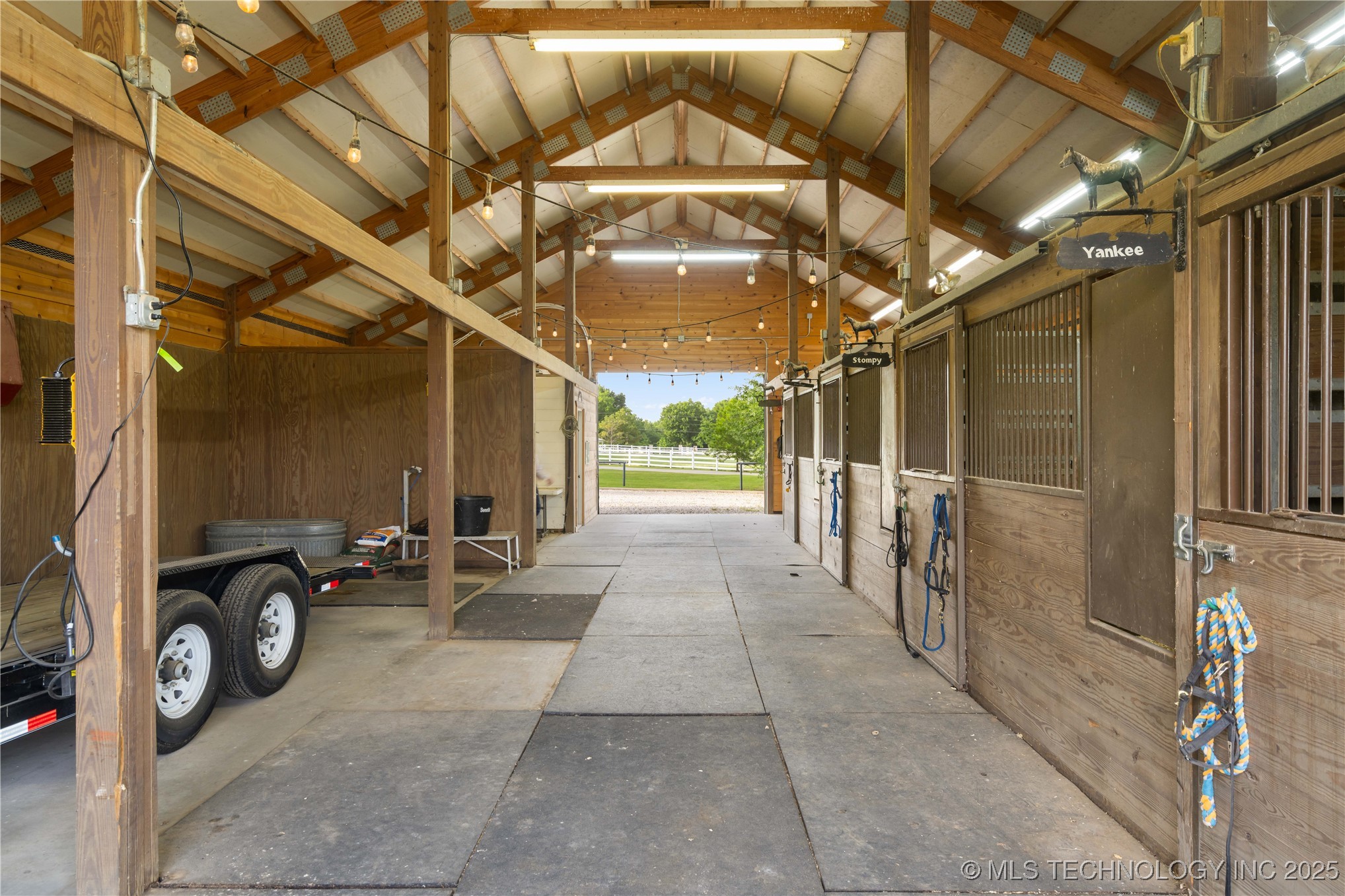 Bixby, Oklahoma, 74008, United States, 4 Bedrooms Bedrooms, ,5 BathroomsBathrooms,Residential,For Sale,1837310