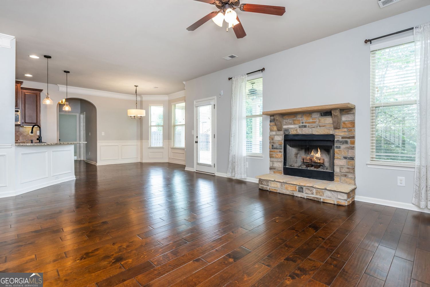 Cumming, Georgia, 30041, United States, 5 Bedrooms Bedrooms, ,3 BathroomsBathrooms,Residential,For Sale,1920285