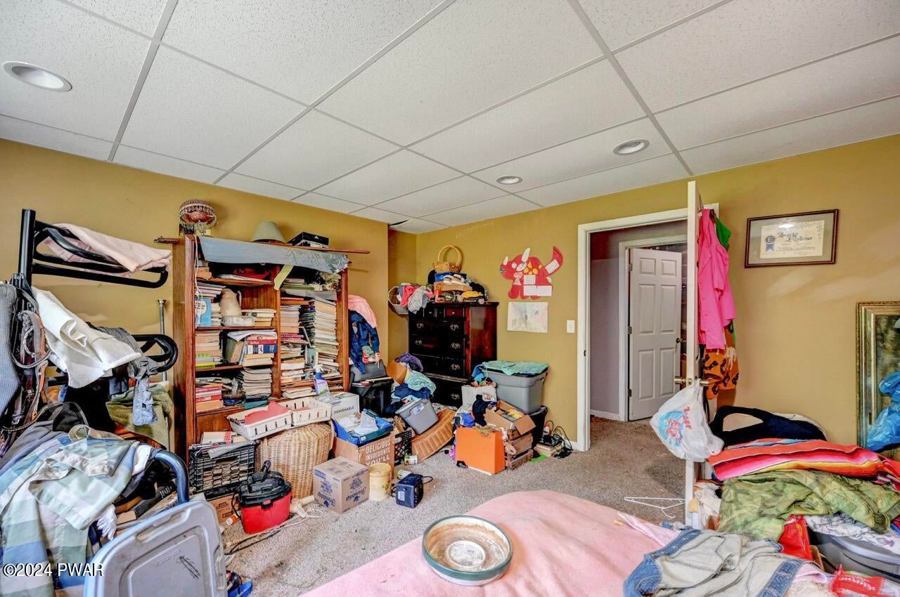 Hawley, Pennsylvania, 18428, United States, 5 Bedrooms Bedrooms, ,4 BathroomsBathrooms,Residential,For Sale,1979290