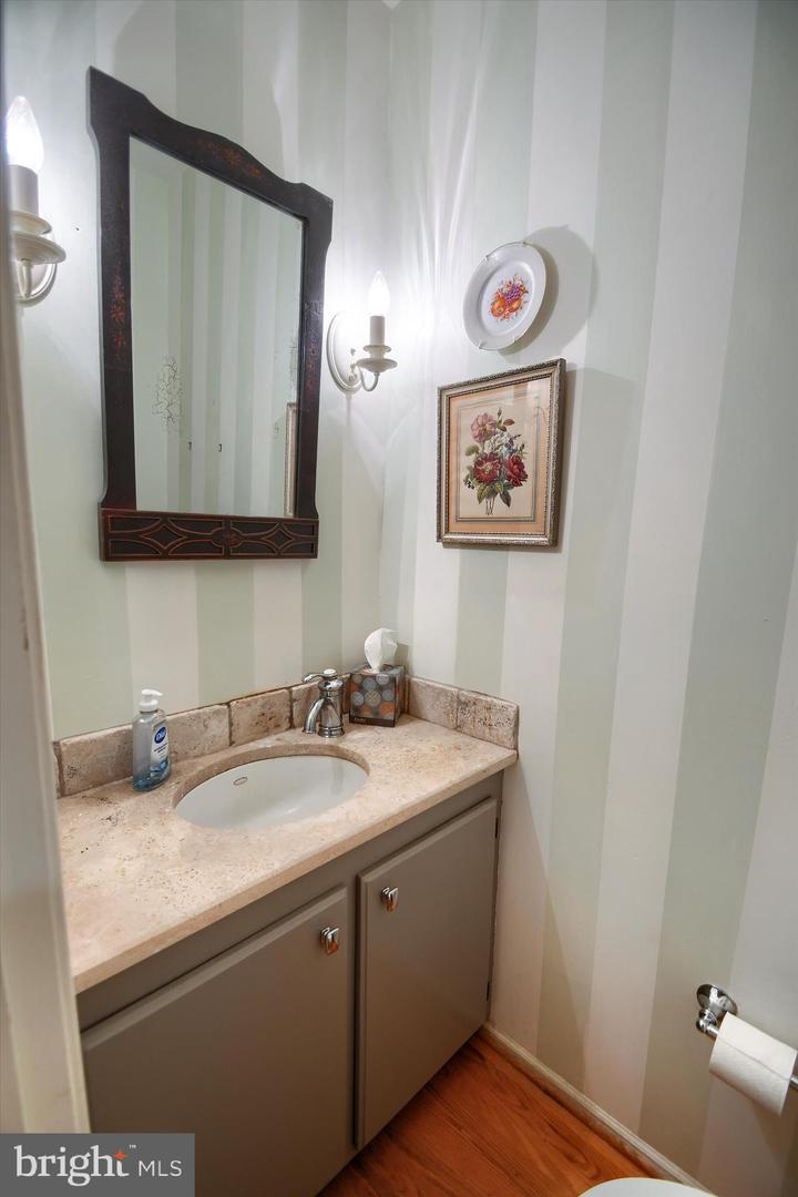 Paoli, Pennsylvania, 19301, United States, 4 Bedrooms Bedrooms, ,3 BathroomsBathrooms,Residential,For Sale,1997504