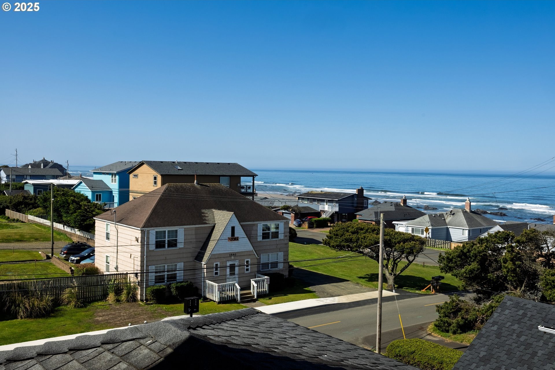 Lincoln City, Oregon, 97367, United States, 4 Bedrooms Bedrooms, ,3 BathroomsBathrooms,Residential,For Sale,1793948