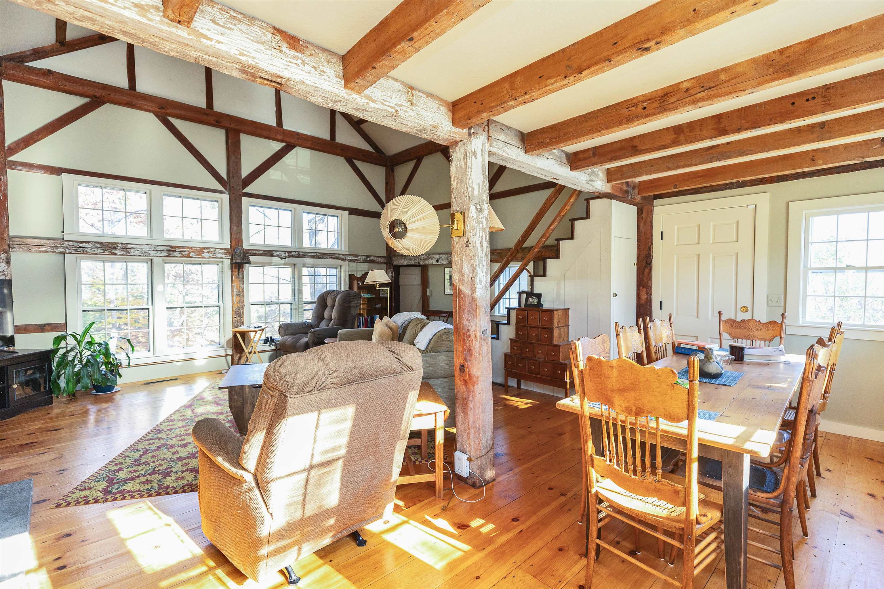 Wilton, New Hampshire, 03086, United States, 3 Bedrooms Bedrooms, ,3 BathroomsBathrooms,Residential,For Sale,1985735