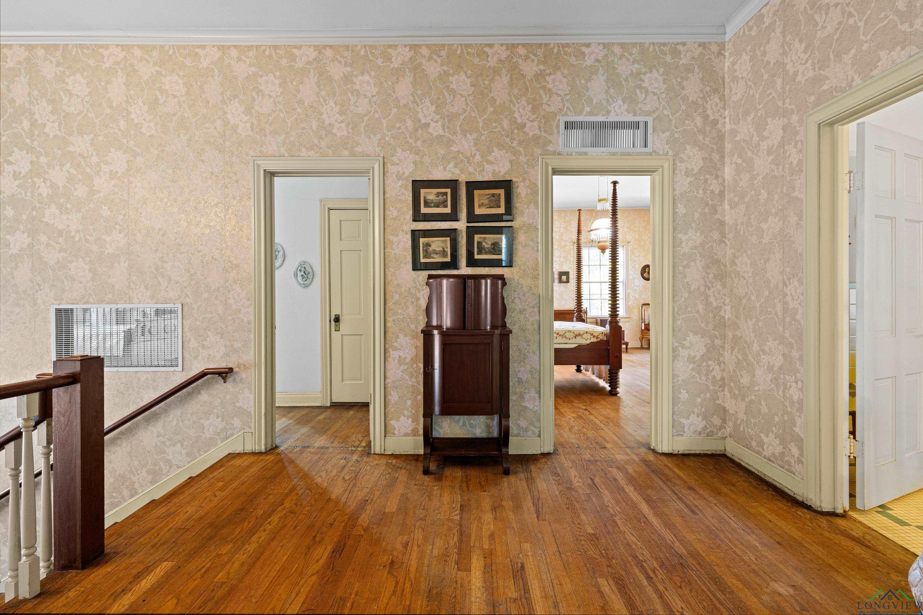 Jefferson, Texas, 75657, United States, 5 Bedrooms Bedrooms, ,5 BathroomsBathrooms,Residential,For Sale,1978271