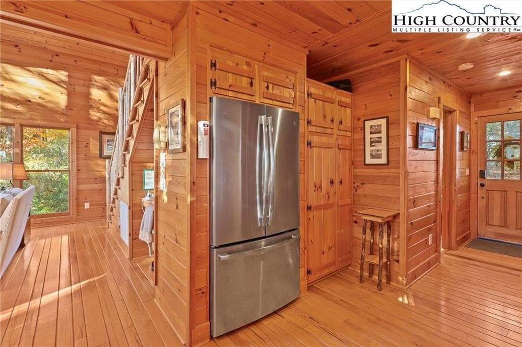 Ferguson, North Carolina, 28624, United States, 2 Bedrooms Bedrooms, ,2 BathroomsBathrooms,Residential,For Sale,1996766