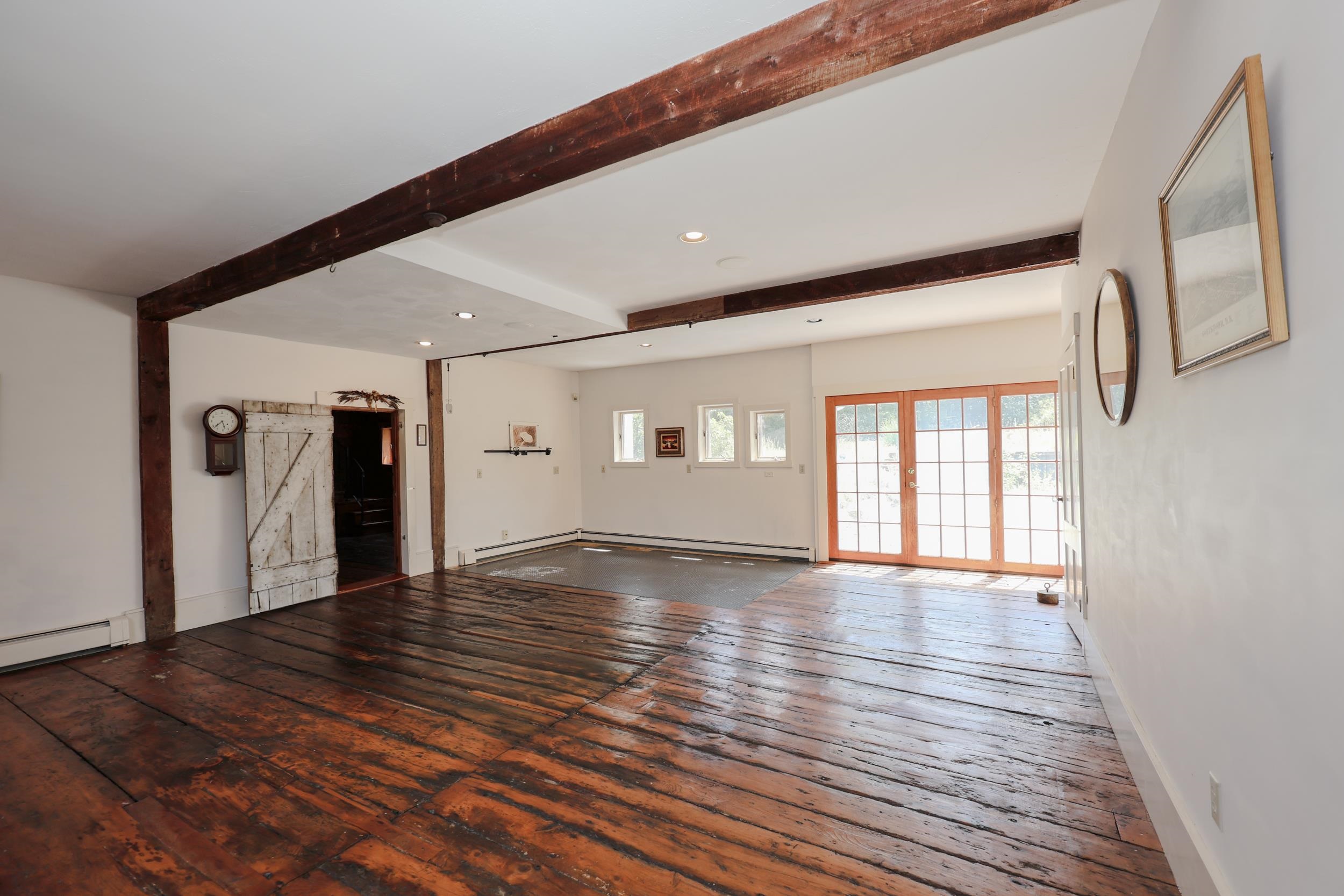 Goffstown, New Hampshire, 03045, United States, 4 Bedrooms Bedrooms, ,4 BathroomsBathrooms,Residential,For Sale,1901331