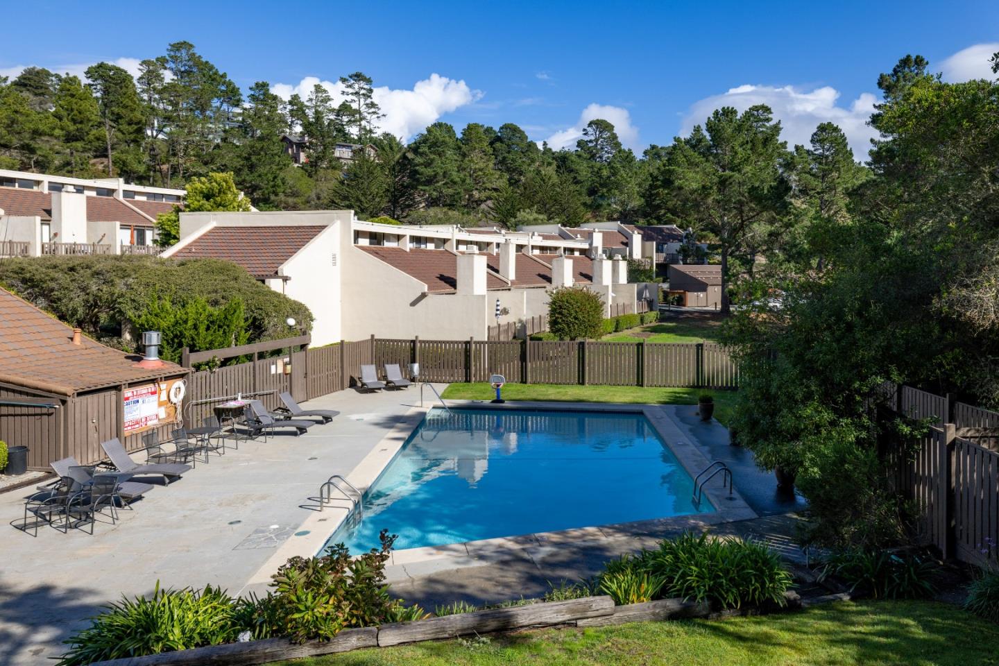 Carmel, California, 93923, United States, 2 Bedrooms Bedrooms, ,2 BathroomsBathrooms,Residential,For Sale,1859840