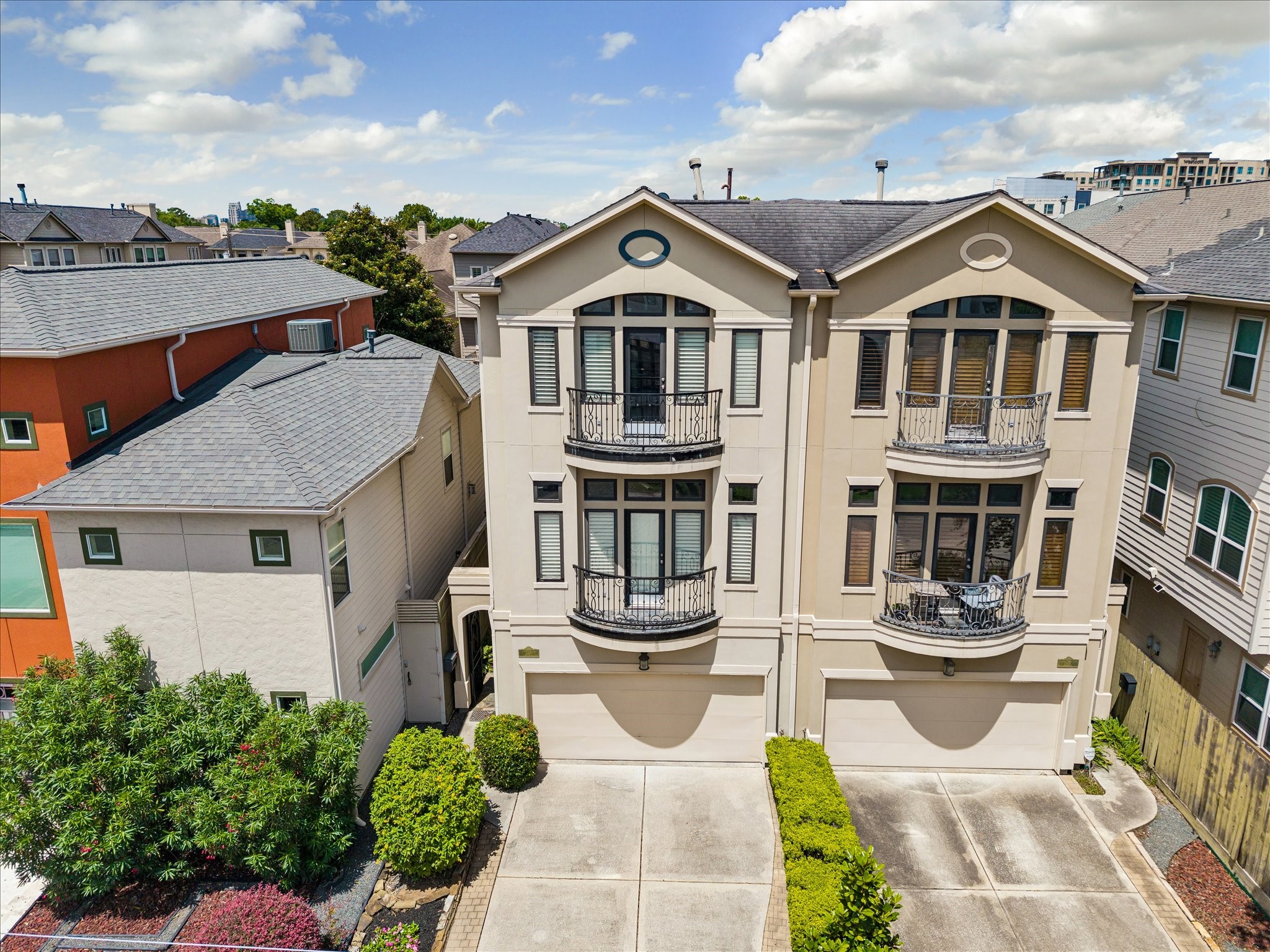  715 Birdsall Street - 物件實景