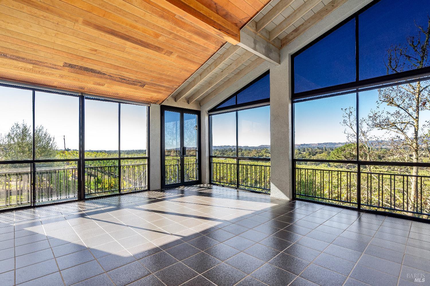 Napa, California, 94558, United States, 4 Bedrooms Bedrooms, ,6 BathroomsBathrooms,Residential,For Sale,1847246