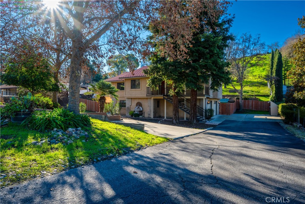 Paso Robles, California, 93446, United States, 5 Bedrooms Bedrooms, ,2 BathroomsBathrooms,Residential,For Sale,2010714