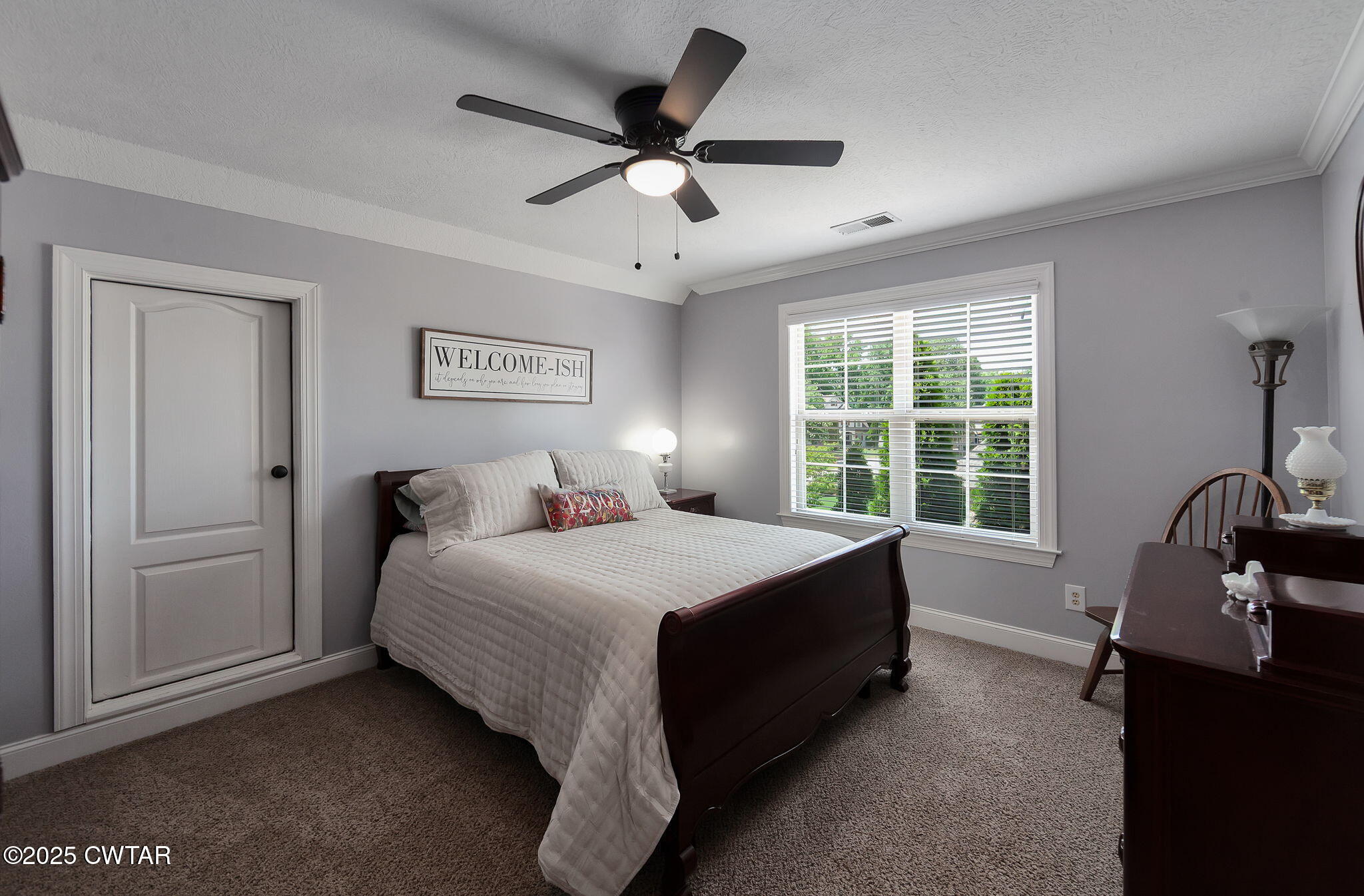 Jackson, Tennessee, 38305, United States, 5 Bedrooms Bedrooms, ,4 BathroomsBathrooms,Residential,For Sale,1912007