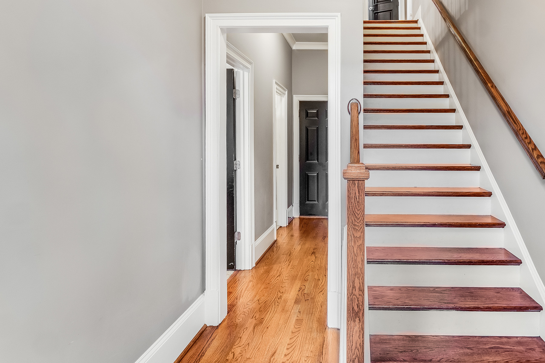  Spacious and Sophisticated Townhome with a Heart-of-Atlanta Address - 物件實景