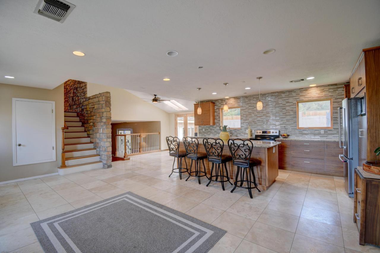 7008 RED SKY Court NE, Albuquerque, New Mexico, 87111, United States, 3 Bedrooms Bedrooms, ,3 BathroomsBathrooms,Residential,For Sale,7008 RED SKY Court NE,1625811