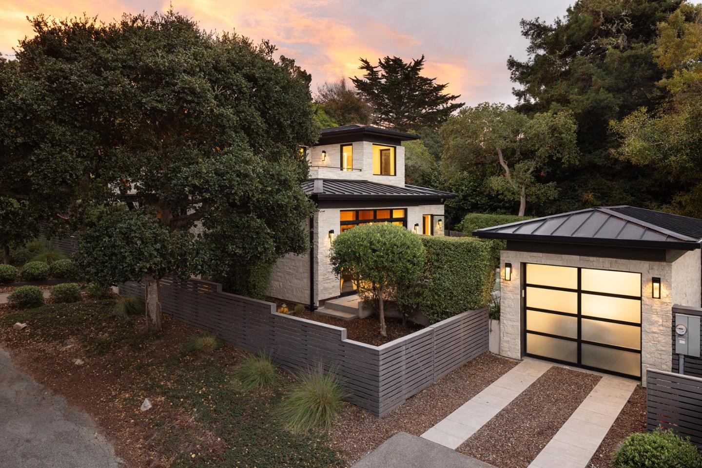 Carmel, California, 93921, United States, 3 Bedrooms Bedrooms, ,4 BathroomsBathrooms,Residential,For Sale,1955029
