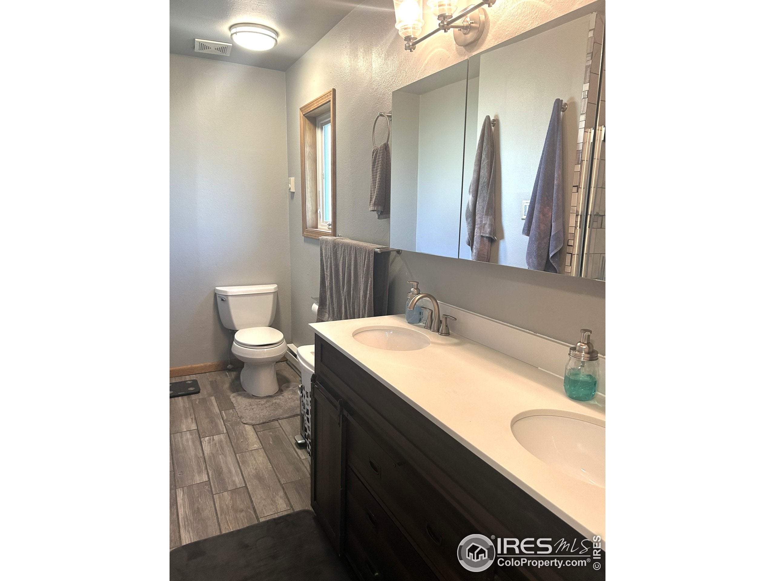 Fort Morgan, Colorado, 80701, United States, 4 Bedrooms Bedrooms, ,2 BathroomsBathrooms,Residential,For Sale,1980408