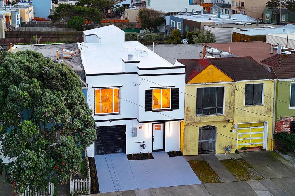 San Francisco, California, 94116, United States, 4 Bedrooms Bedrooms, ,4 BathroomsBathrooms,Residential,For Sale,2014062
