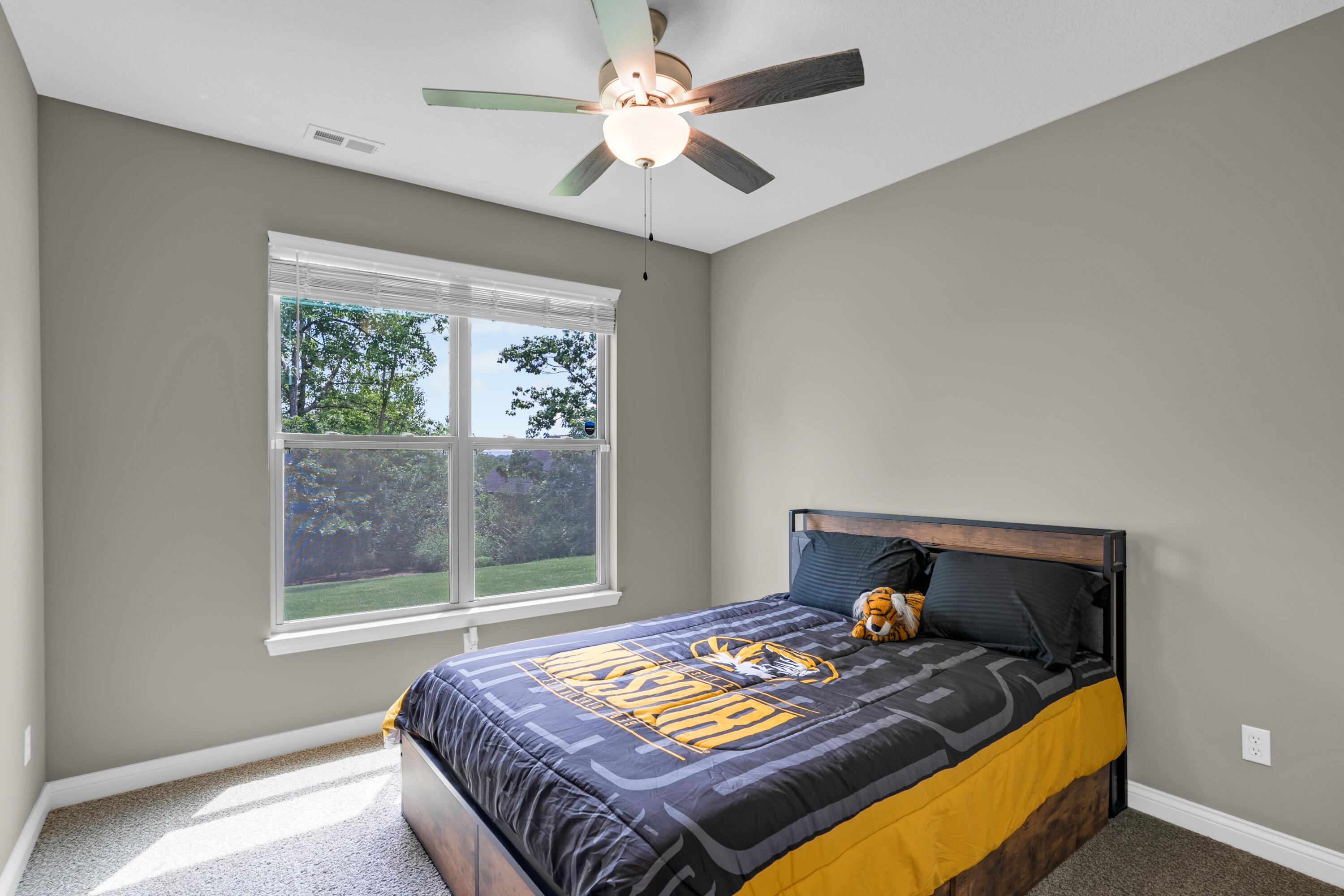 COLUMBIA, Missouri, 65203, United States, 5 Bedrooms Bedrooms, ,3 BathroomsBathrooms,Residential,For Sale,1976271