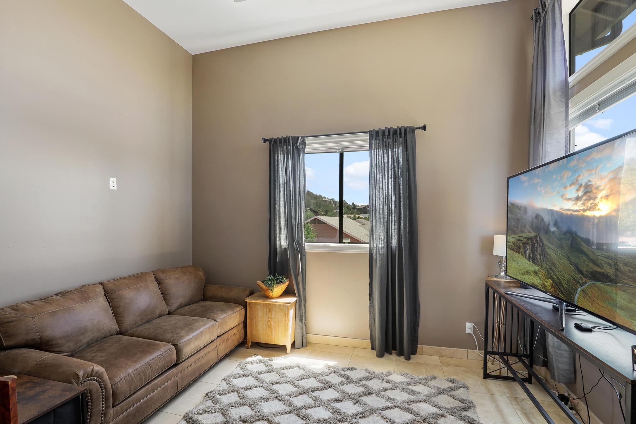 Payson, Arizona, 85541, United States, 4 Bedrooms Bedrooms, ,2 BathroomsBathrooms,Residential,For Sale,1913797