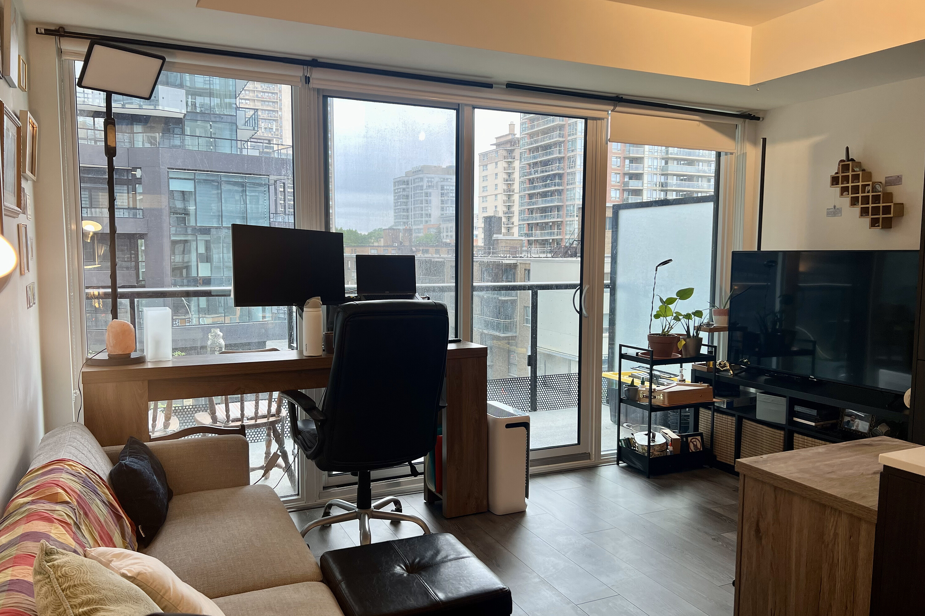  Line 5 Condos - 物件實景