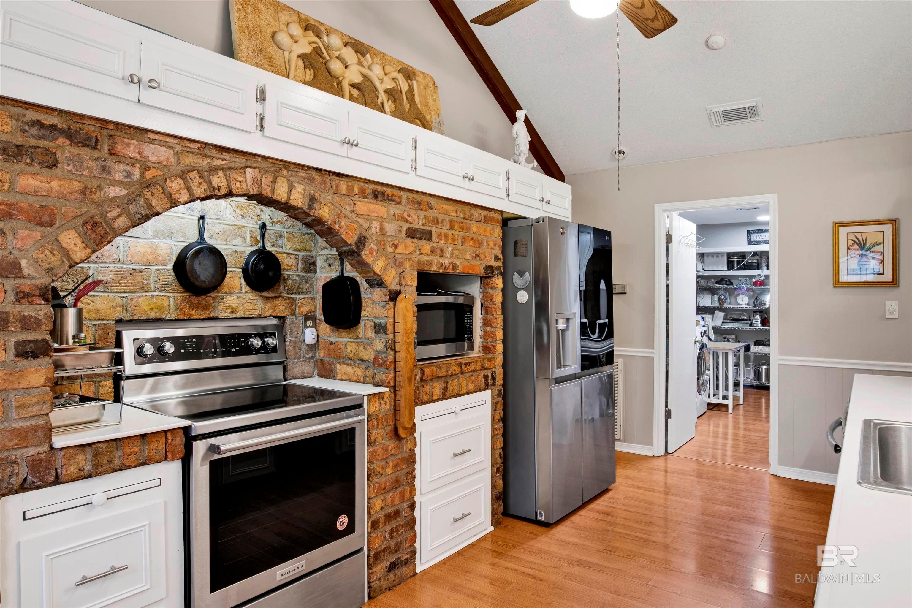 Daphne, Alabama, 36526, United States, 4 Bedrooms Bedrooms, ,3 BathroomsBathrooms,Residential,For Sale,1998896