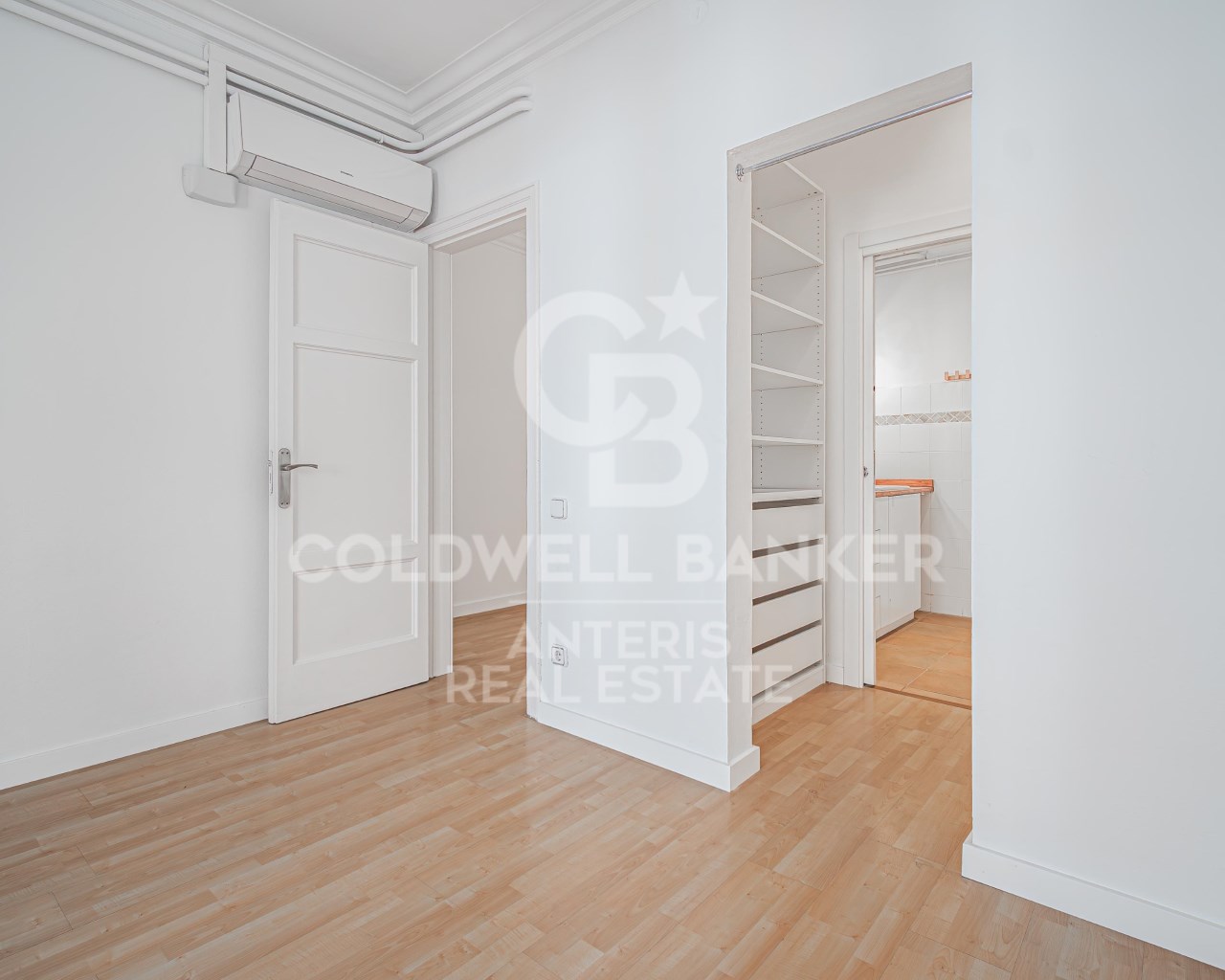 Barcelona, Catalonia, ES, 4 Bedrooms Bedrooms, ,Residential,For Sale,1882730