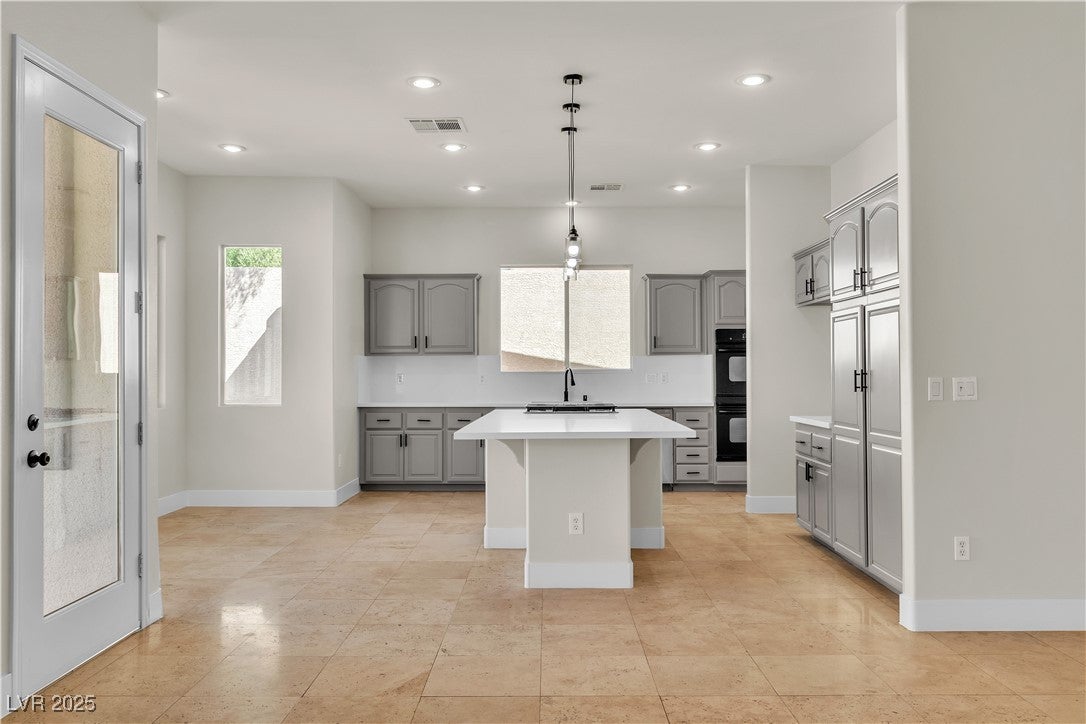 Las Vegas, Nevada, 89138, United States, 4 Bedrooms Bedrooms, ,4 BathroomsBathrooms,Residential,For Sale,1836630
