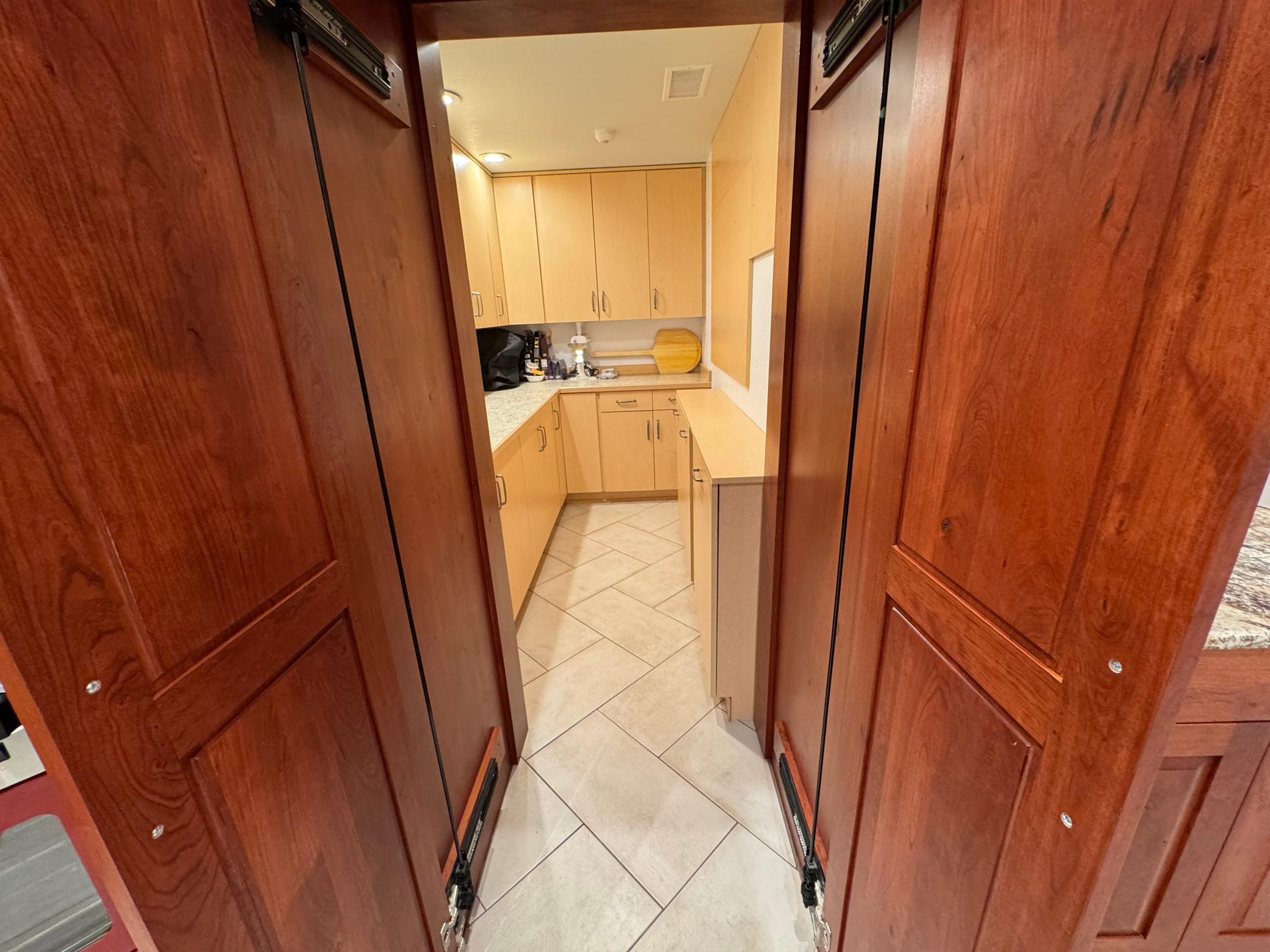 Glenville, Minnesota, 56036, United States, 4 Bedrooms Bedrooms, ,3 BathroomsBathrooms,Residential,For Sale,2015321