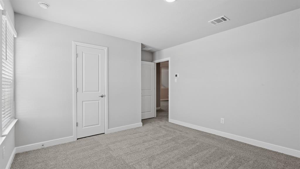 Mansfield, Texas, 76063, United States, 5 Bedrooms Bedrooms, ,3 BathroomsBathrooms,Residential,For Sale,1937196