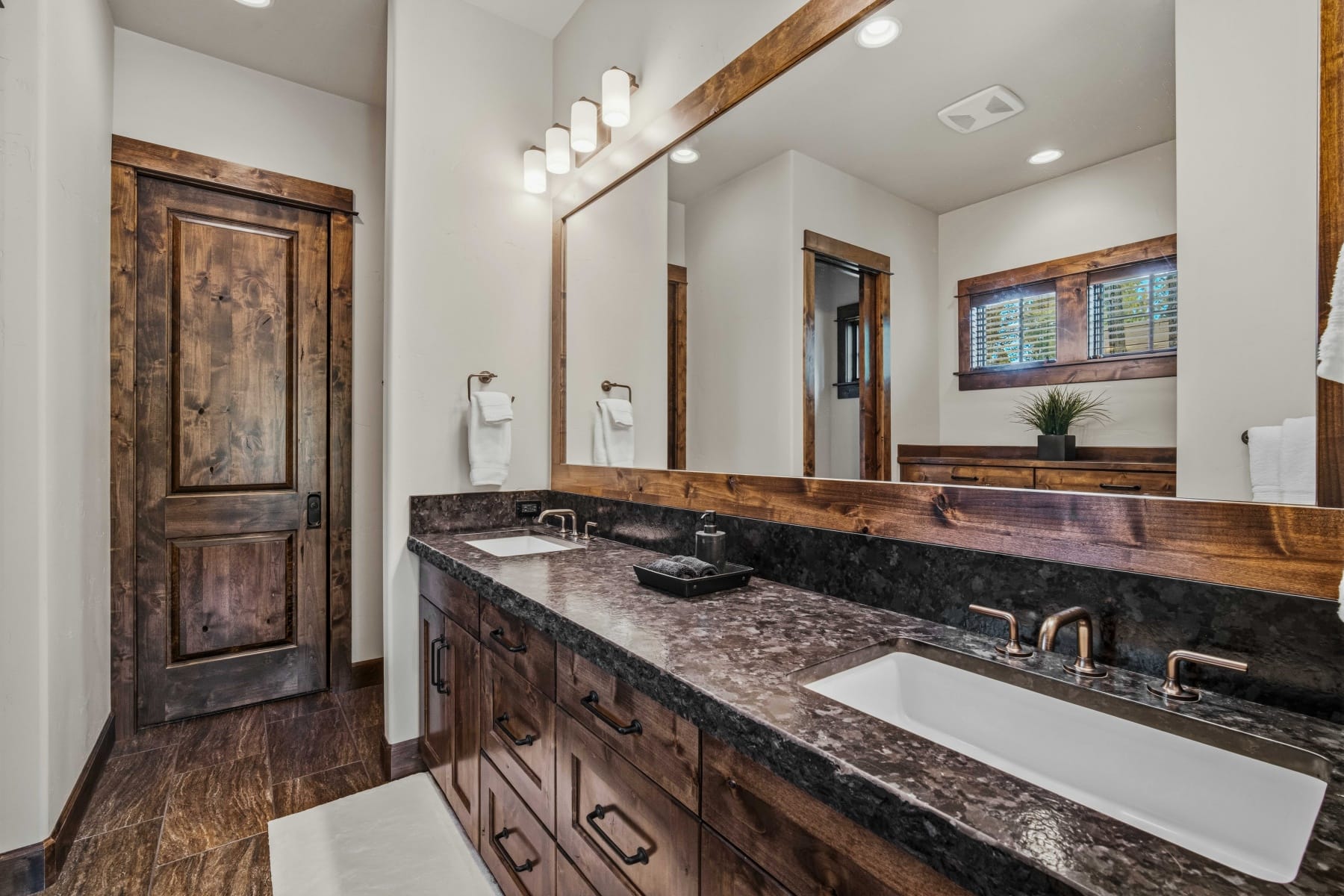  56240 Trailmere Circle Bend, OR 97707 - 物件實景