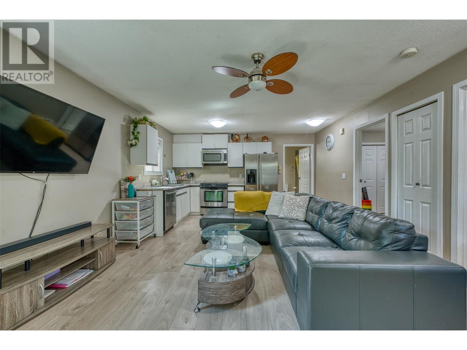 KELOWNA, British Columbia, V1Y 6S9, CA, 5 Bedrooms Bedrooms, ,3 BathroomsBathrooms,Residential,For Sale,1876948