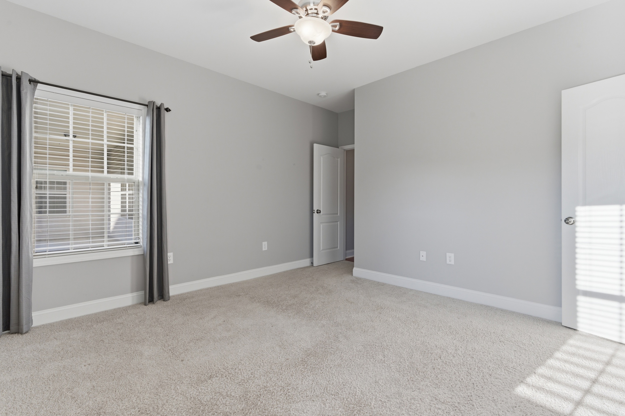  7320 Sanctuary Cove Drive SE - 物件實景