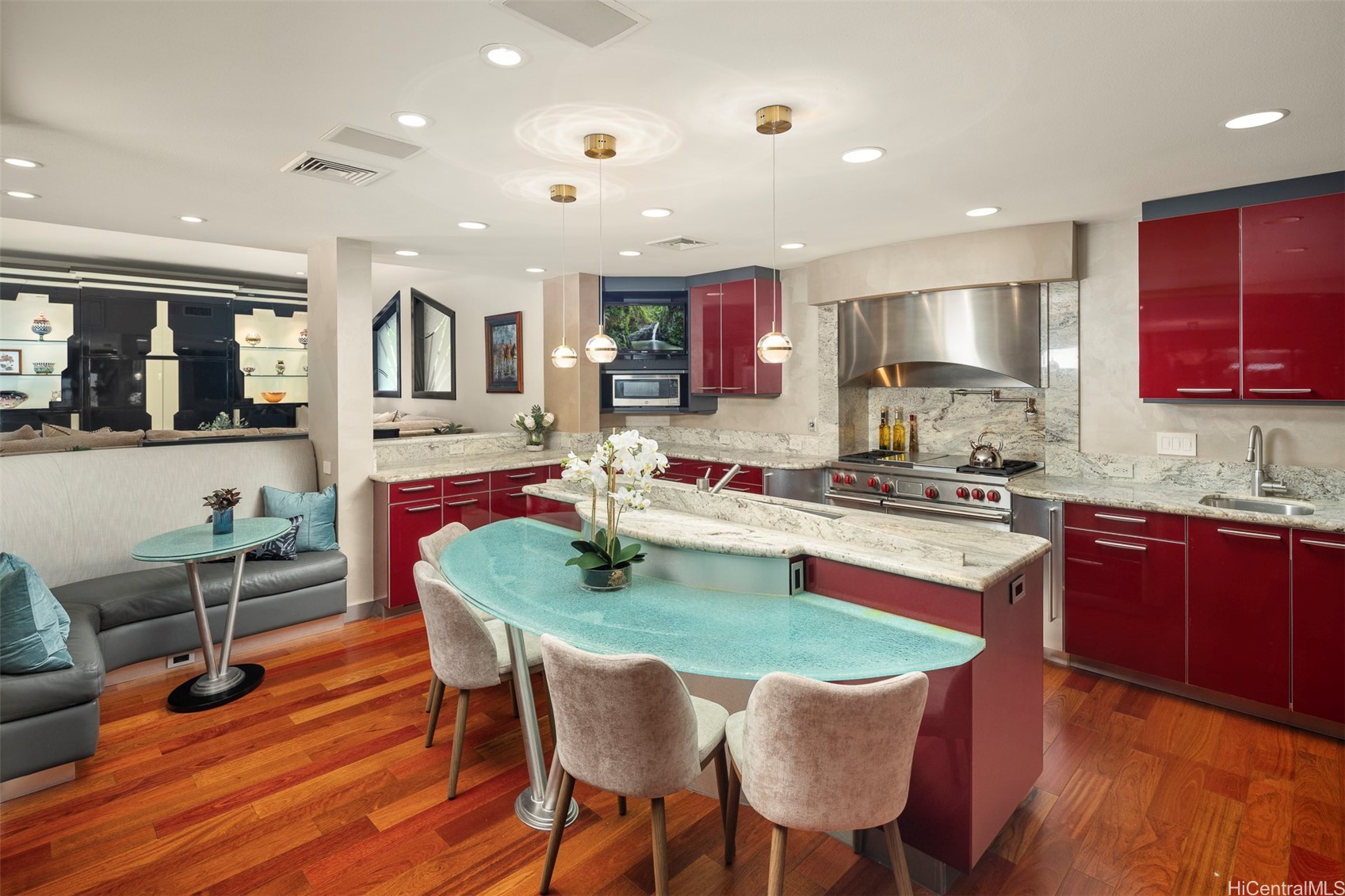 Honolulu, Hawaii, 96821, United States, 4 Bedrooms Bedrooms, ,5 BathroomsBathrooms,Residential,For Sale,1947061