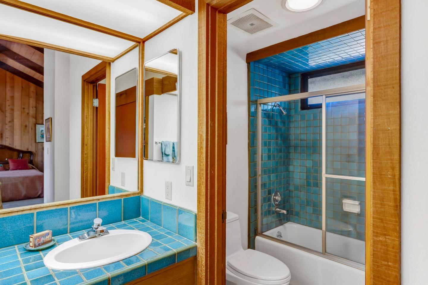 Carmel, California, 93923, United States, 2 Bedrooms Bedrooms, ,2 BathroomsBathrooms,Residential,For Sale,2003390