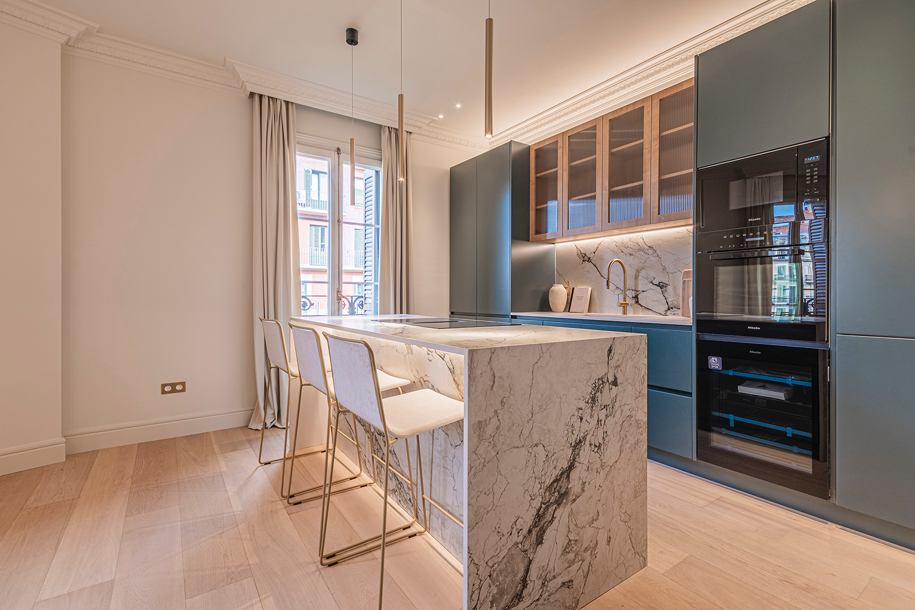  Designer Upper-Floor Apartment with Private Terrace in the Quadrat d’Or - 物件實景