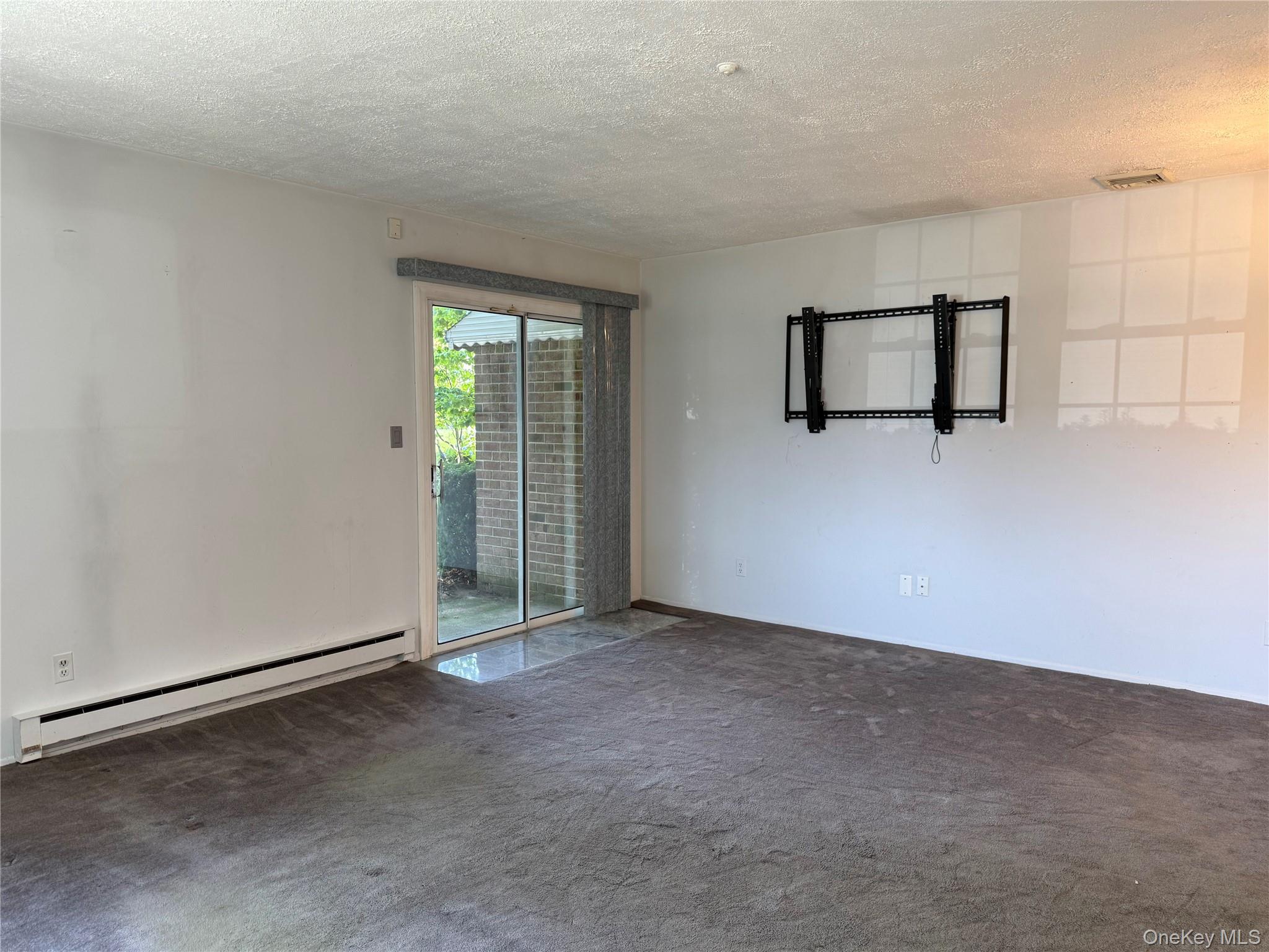  58 Harbor Road N, Amityville, NY, 11701 - 物件實景
